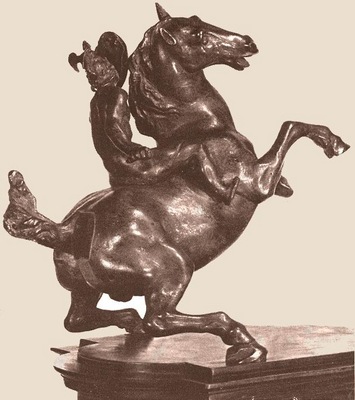 Equestrian Statue EUR