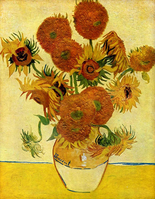 vase with fifteen sunflowers