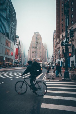 cyclist 5832393 960