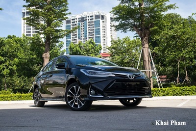 Mua bán xe Toyota Corolla Altis 2020